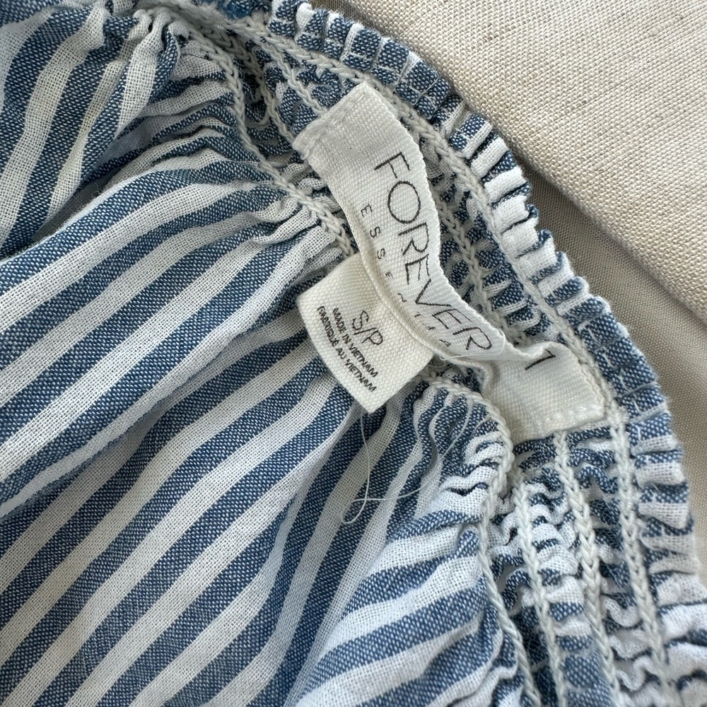 FOREVER 21 blue and white striped ruffle top - Picture 6 of 8